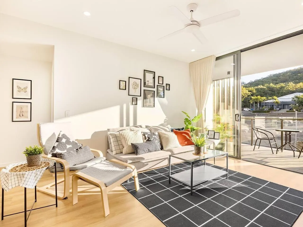 Stunning Mount View Modern Apartment Mtgravatt Cbd Brisbane